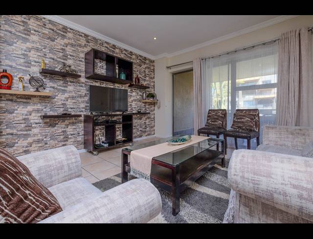 2 BEDROOM APARTMENT TO LET IN MORNINGSIDE